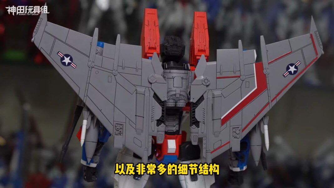 Dons Models BP01 Red Comet (IDW Starscream) Model Kits In Hand Image  (6 of 7)